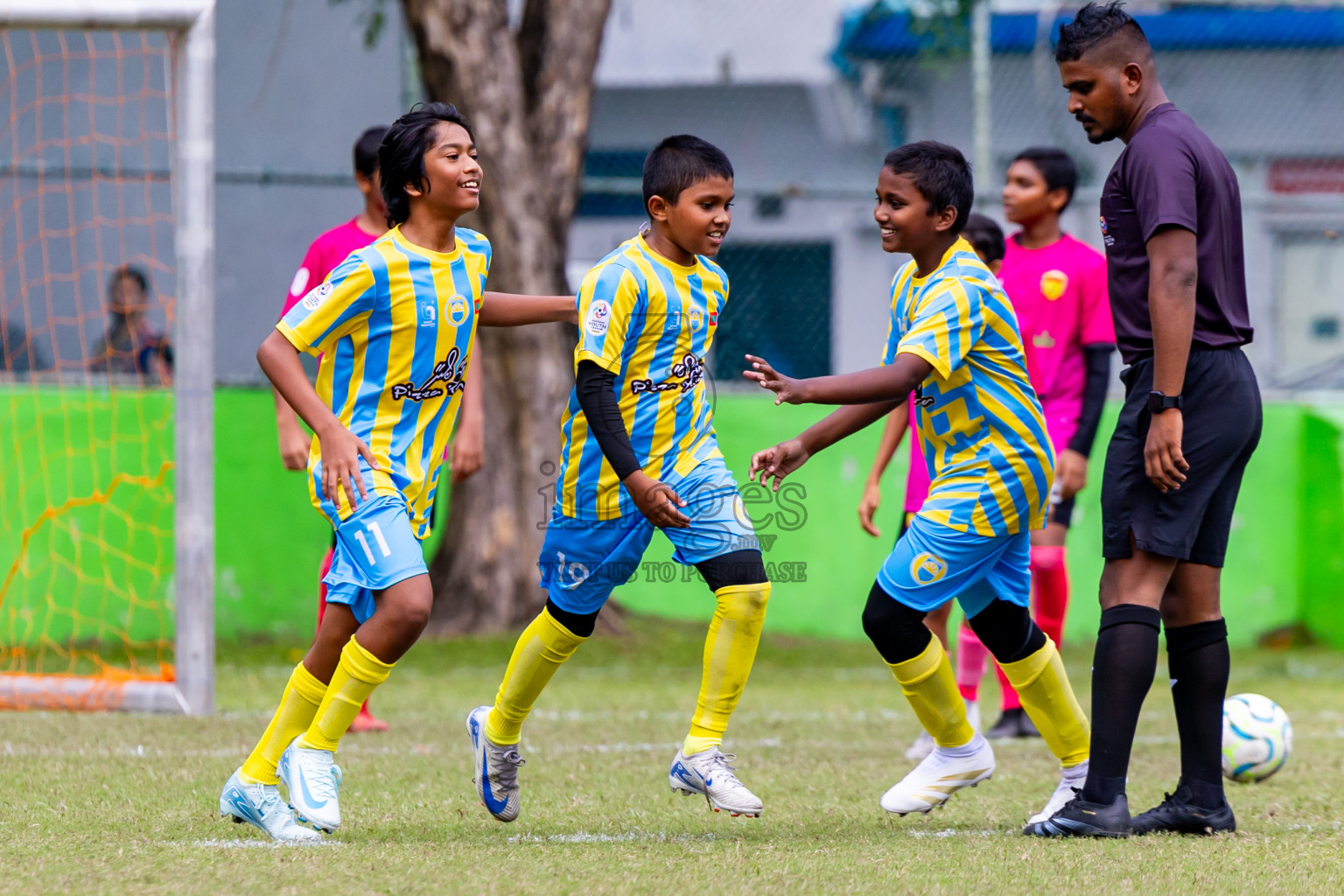 Under 12 United Victory vs Valancia on day 3 of Dhivehi Youth League 2024 held at Henveiru Stadium on Saturday, 23rd November 2024. Photos: Nausham Waheed/ Images.mv