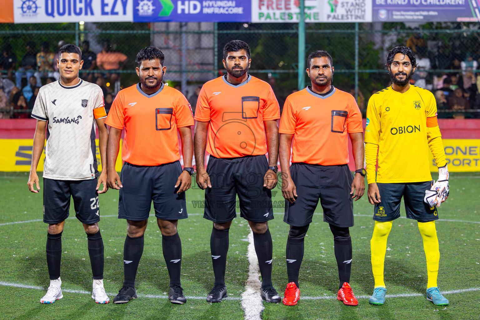 B Eydhafushi vs Lh Kurendhoo on Day 34 of Golden Futsal Challenge 2024 was held on Monday, 19th February 2024, in Hulhumale', Maldives
Photos: Mohamed Mahfooz Moosa / images.mv