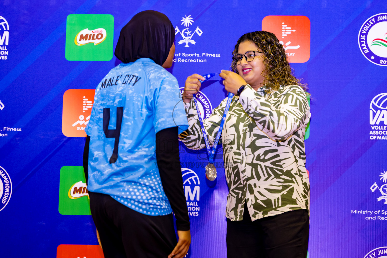 Male' City Team 1 vs Male' City Team 3 in the Finals of MILO Raajje Volley Junior Championship 2025 (U19 Girls) was held in Social Center Indoor Hall, Maldives on Sunday, 28th September 2025. Photos: Nausham Waheed / images.mv