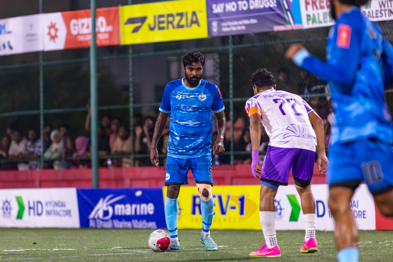 N Maafaru vs N Holhudhoo in Day 15 of Golden Futsal Challenge 2024 was held on Monday, 29th January 2024, in Hulhumale', Maldives
Photos: Ismail Thoriq / images.mv