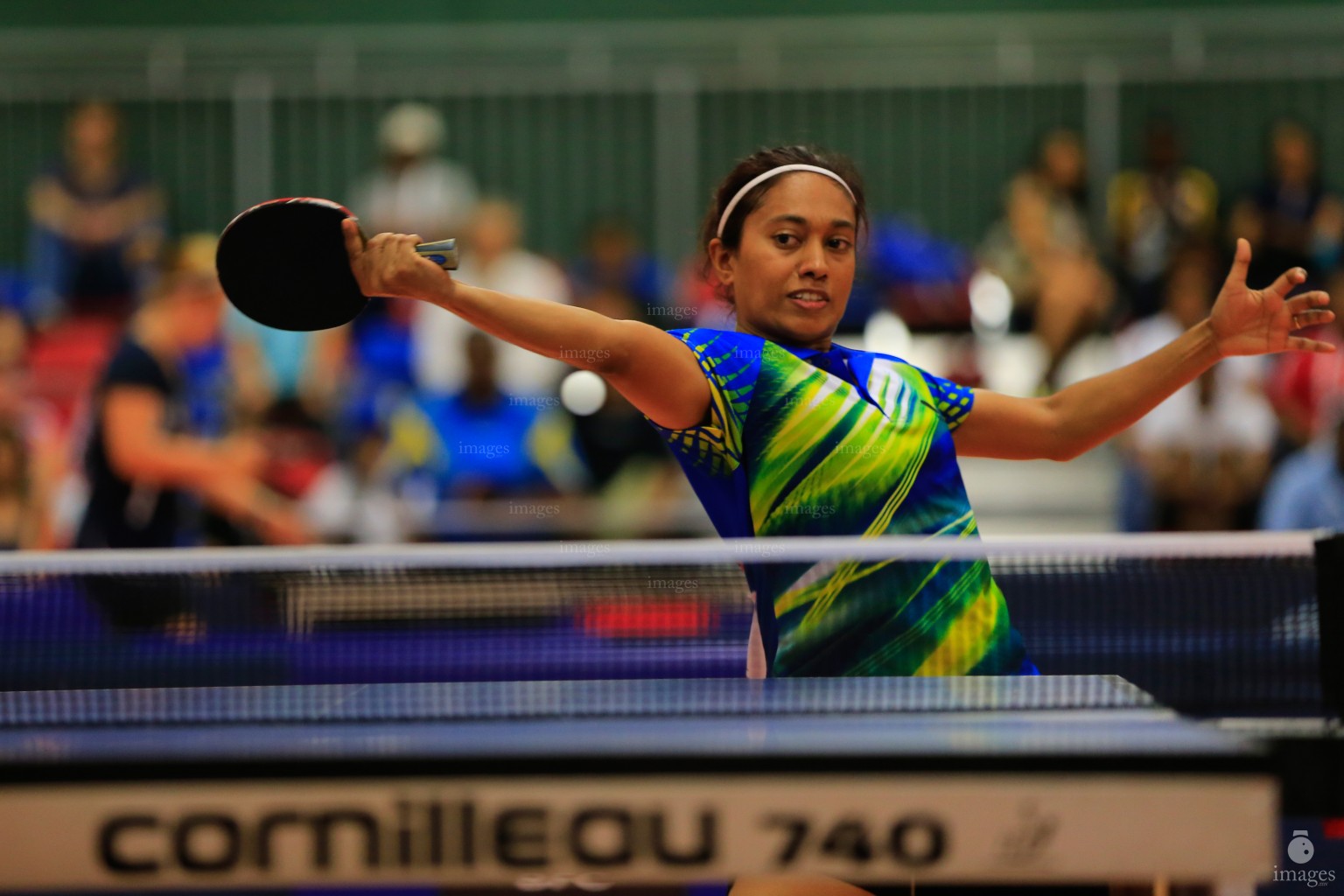 Mueena Mohamed plays a point in the semifinals in Indian Ocean Island Games, La Reunion, Friday, August. 7, 2015.  (Images.mv Photo/ Hussain Sinan).