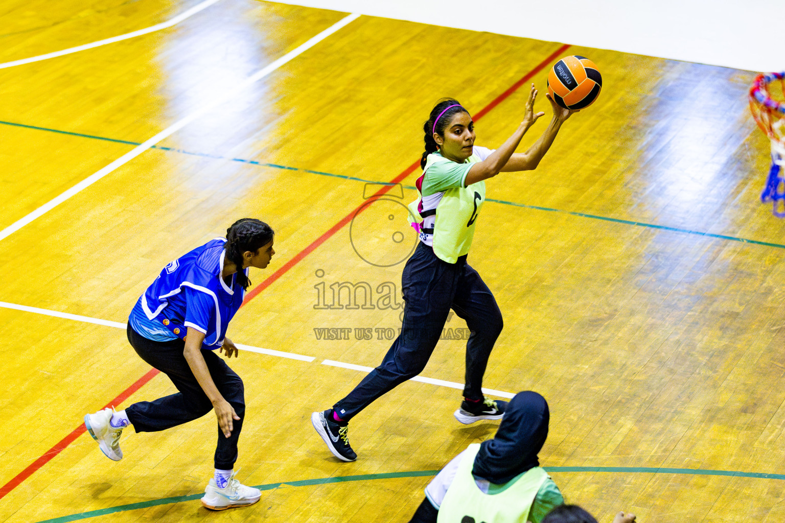 Kulhudhuffushi Youth & Recreation Club vs Club Green StreetDay 2 of 21st National Netball Tournament was held in Social Canter at Male', Maldives on Friday, 18th May 2024. Photos: Nausham Waheed / images.mv