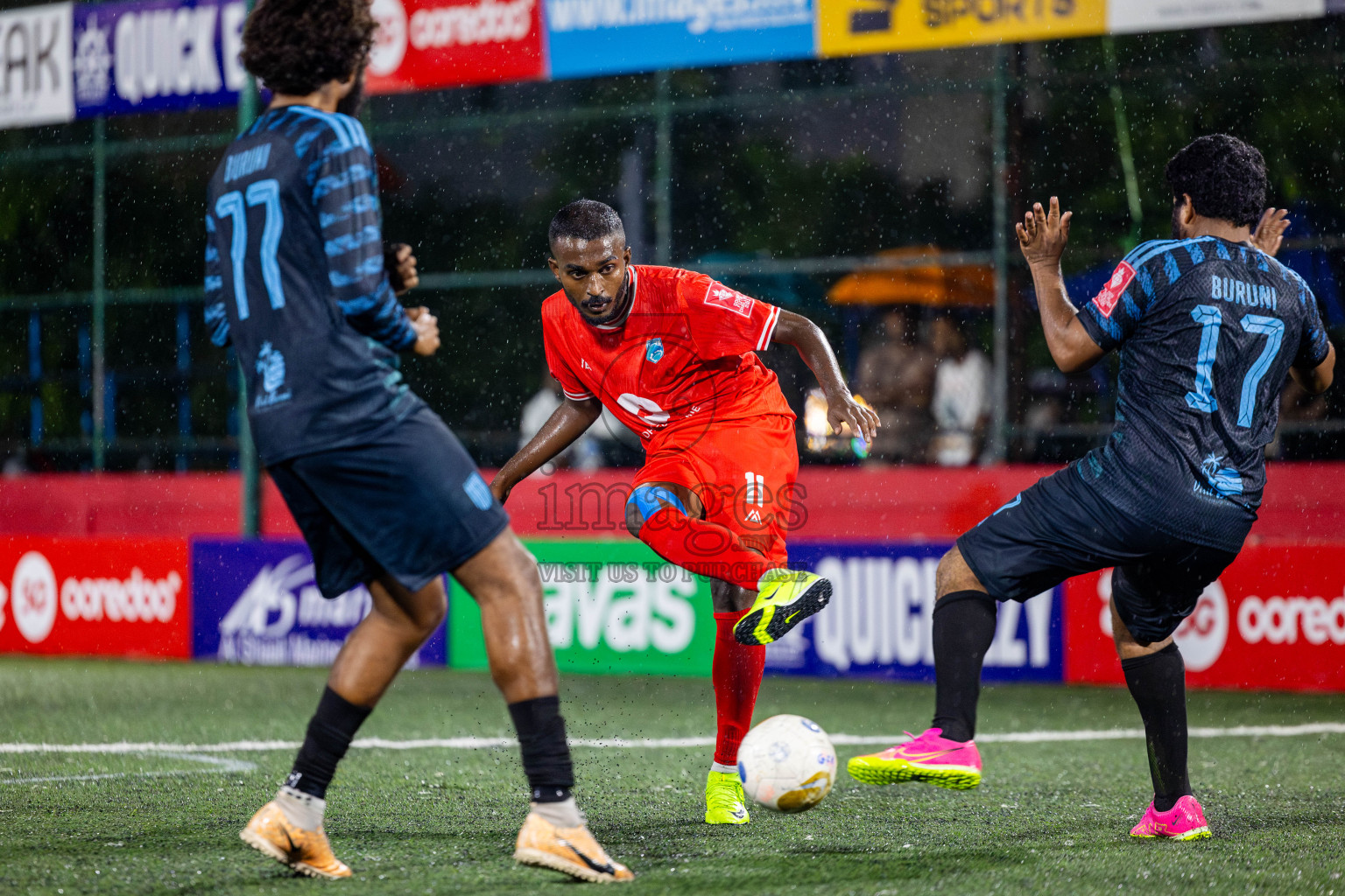 Th Buruni vs Th Gaadhiffushi in Day 18 of Golden Futsal Challenge 2025 was held on Wednesday, 22nd January 2025, in Hulhumale', Maldives. Photos: Nausham Waheed / images.mv