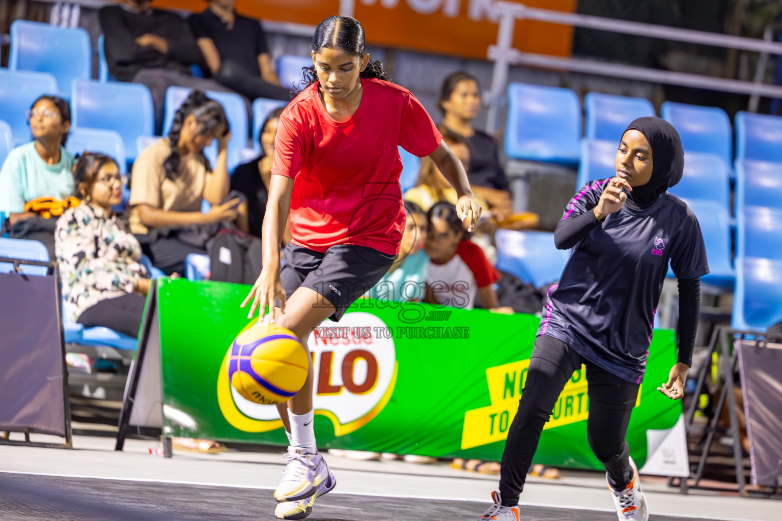 Day 2 of MILO Ramadan 3x3 Challenge 2024 was held in Ekuveni Outdoor Basketball Court at Male', Maldives on Wednesday, 13th March 2024.
Photos: Ismail Thoriq / images.mv