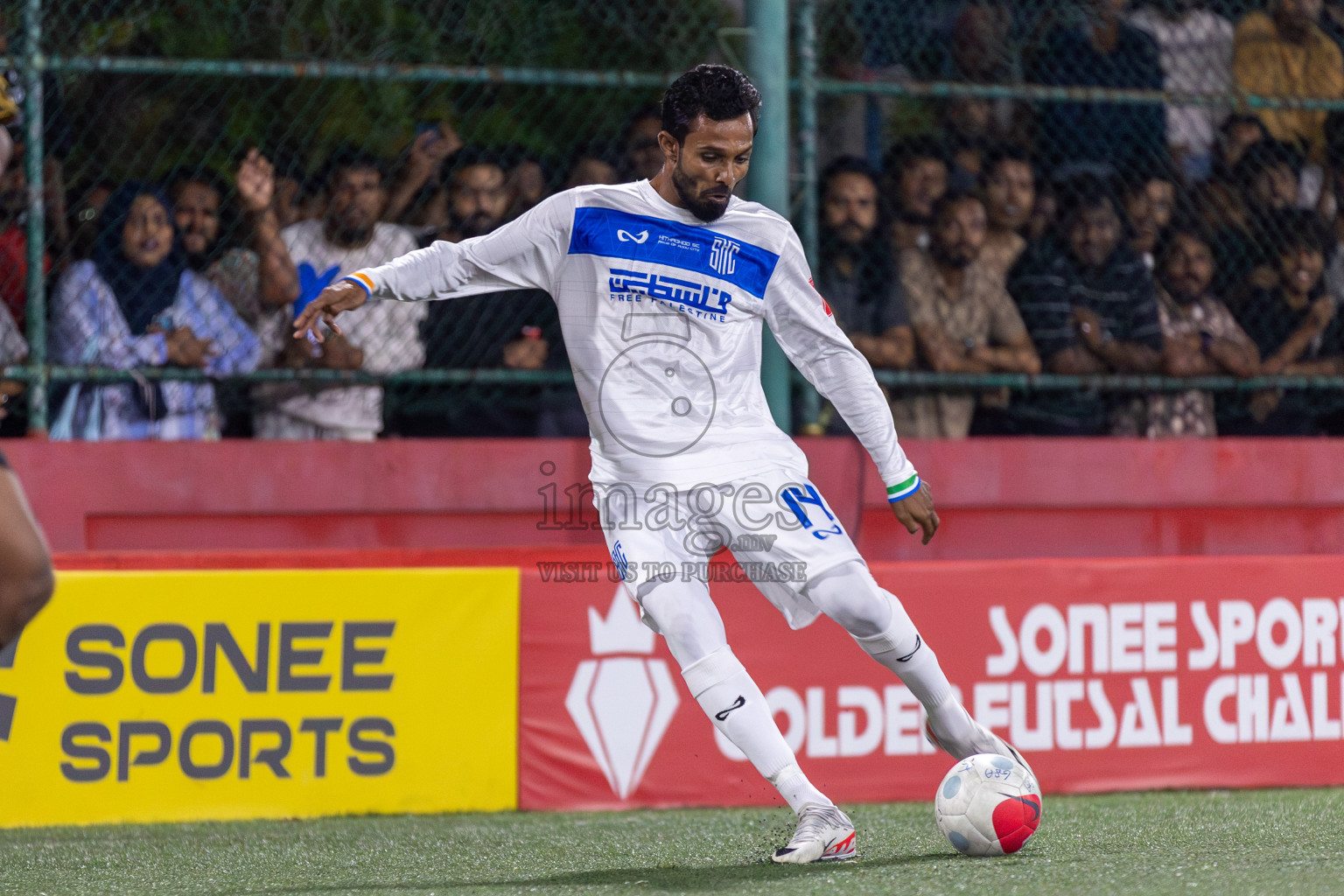 S Hithadhoo vs S Maradhoo in Day 18 of Golden Futsal Challenge 2024 was held on Thursday, 1st February 2024, in Hulhumale', Maldives Photos: Mohamed Mahfooz Moosa, / images.mv