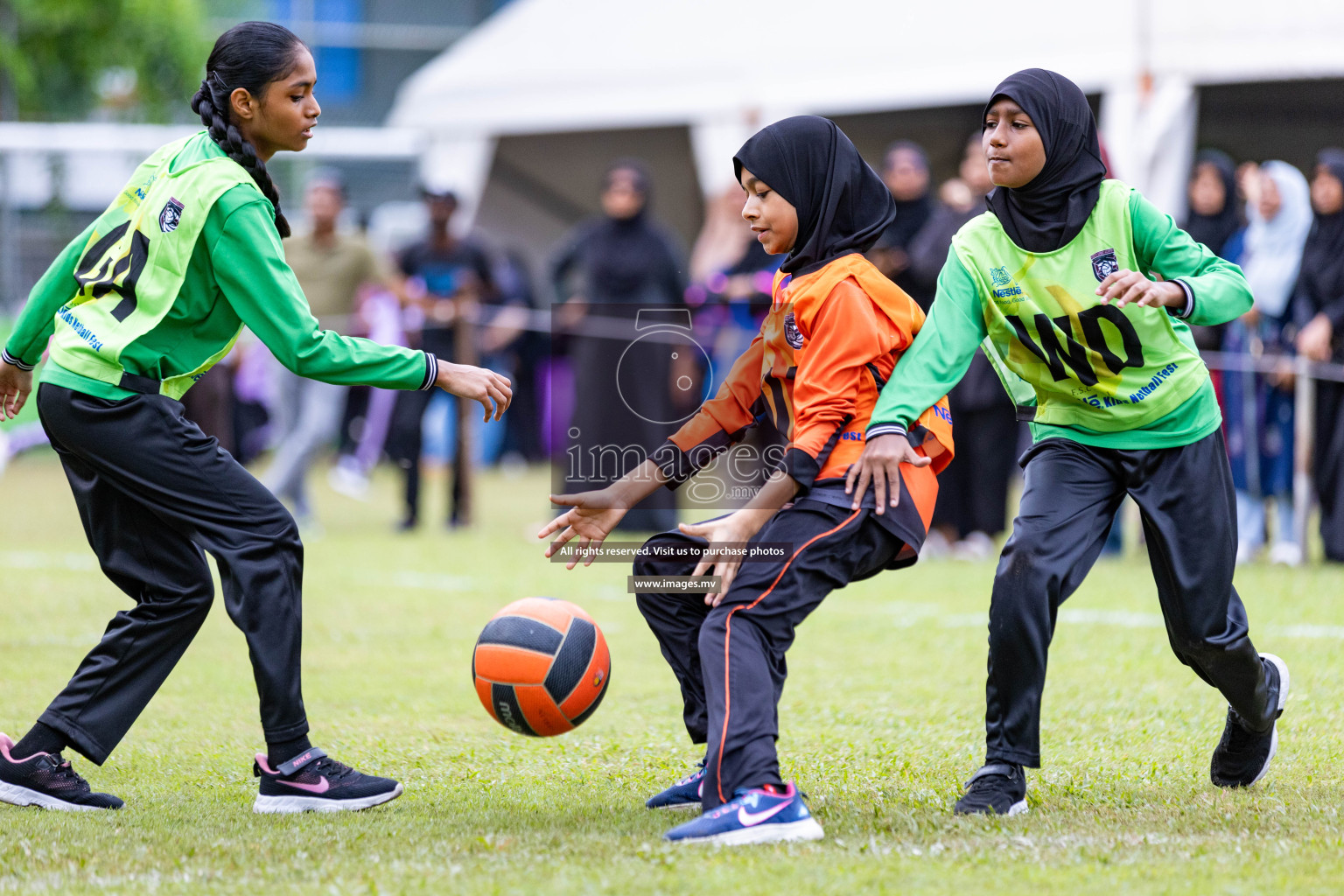 Day 1 of Nestle' Kids Netball Fiesta 2023 held in Henveyru Stadium, Male', Maldives on Thursday, 30th November 2023. Photos by Nausham Waheed / Images.mv