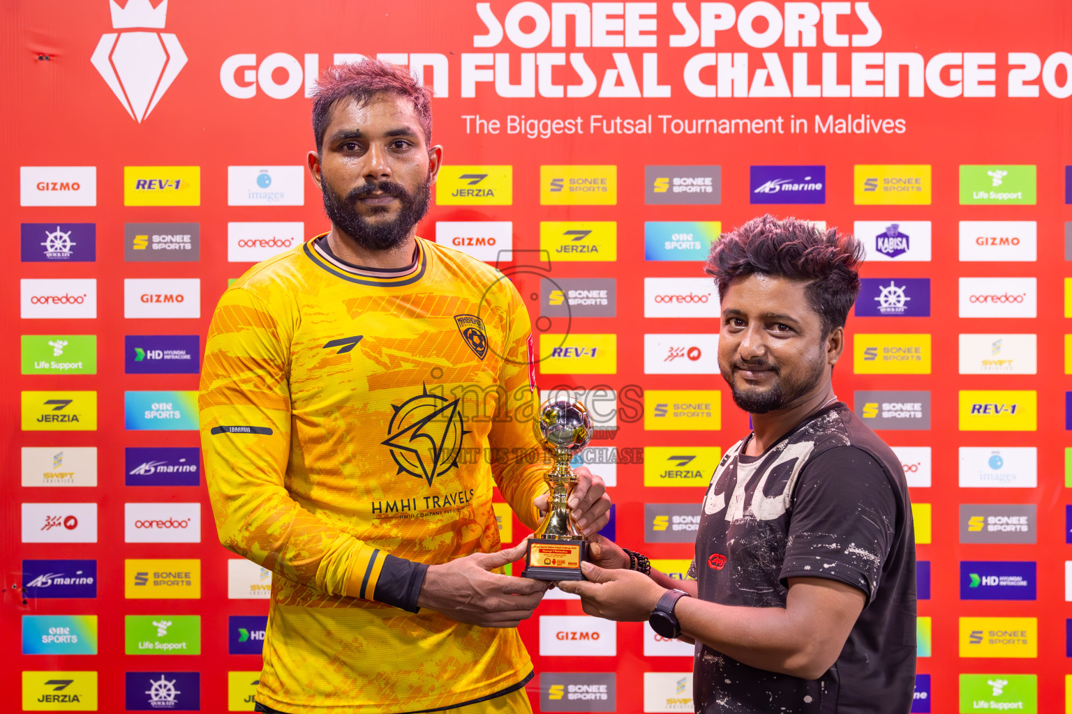 ADh Maamigili vs ADh Mahibadhoo on Day 36 of Golden Futsal Challenge 2024 was held on Wednesday, 21st February 2024, in Hulhumale', Maldives
Photos: Ismail Thoriq, / images.mv