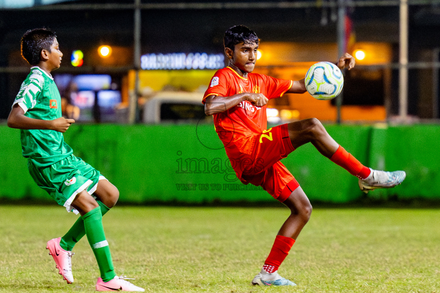 Victory Sports Club vs Hurriyya Sports Club (U12) in Day 9 of Dhivehi Youth League 2024 held at Henveiru Stadium on Saturday, 14th December 2024. Photos: Nausham Waheed / Images.mv