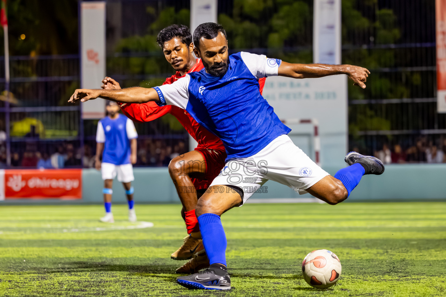 Goidhoo vs Hithaadhoo in Semi Finals of Better in Baa Futsal Fiesta 2025 Men's division held in B. Eydhafushi, Maldives on Saturday, 15th November 2025. Photos: Nausham Waheed / images.mv
