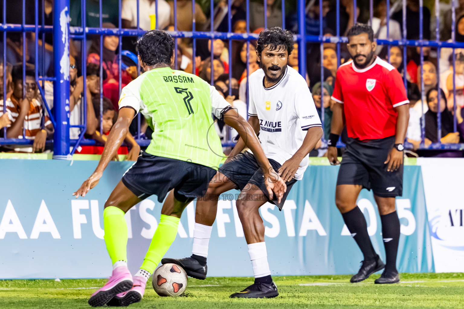 Fehendhoo vs Eydhafushi in Day 7 of Better in Baa Futsal Fiesta 2025 Men's division held in B. Eydhafushi, Maldives on Tuesday, 11th November 2025. Photos: Nausham Waheed / images.mv