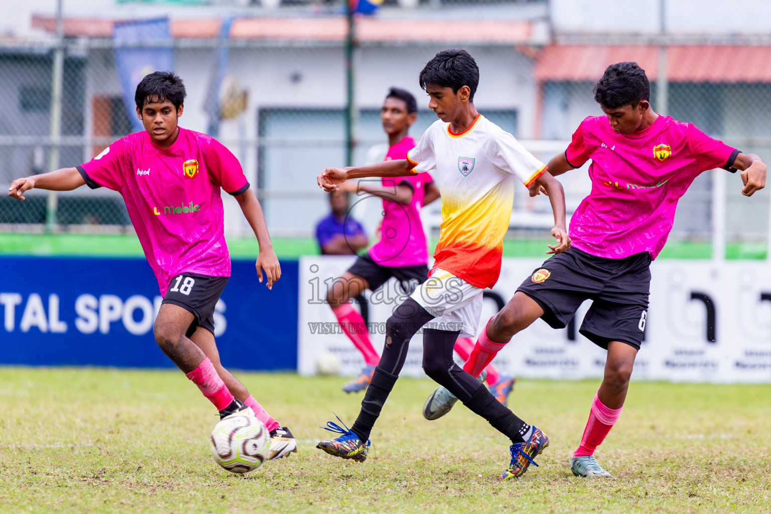 Club Eagles vs United Victory (U14) in Day 11 of Dhivehi Youth League 2024 held at Henveiru Stadium on Tuesday, 17th December 2024. Photos: Nausham Waheed / Images.mv