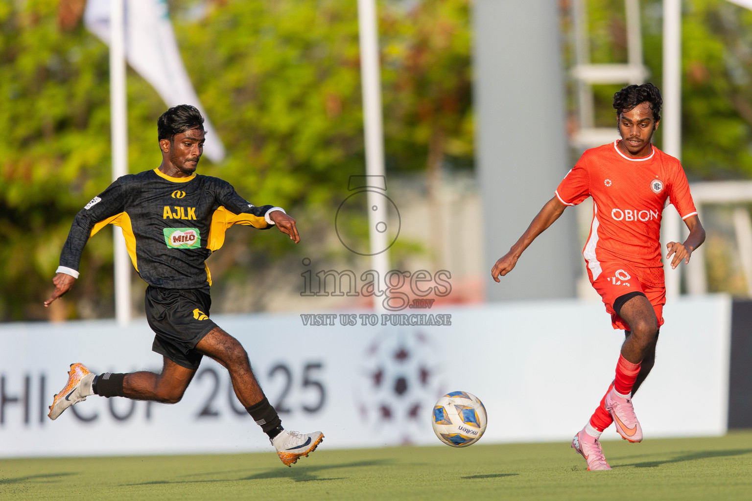CC Sports Club VS Aajeelakah Eydhafushi FA in Day 6 of Eydhafushi Cup 2025 held in Eydhafushi Football Stadium at B. Eydhafushi, Maldives on Wednesday, 10th September 2025. Photos: Arif Rasheed / images.mv