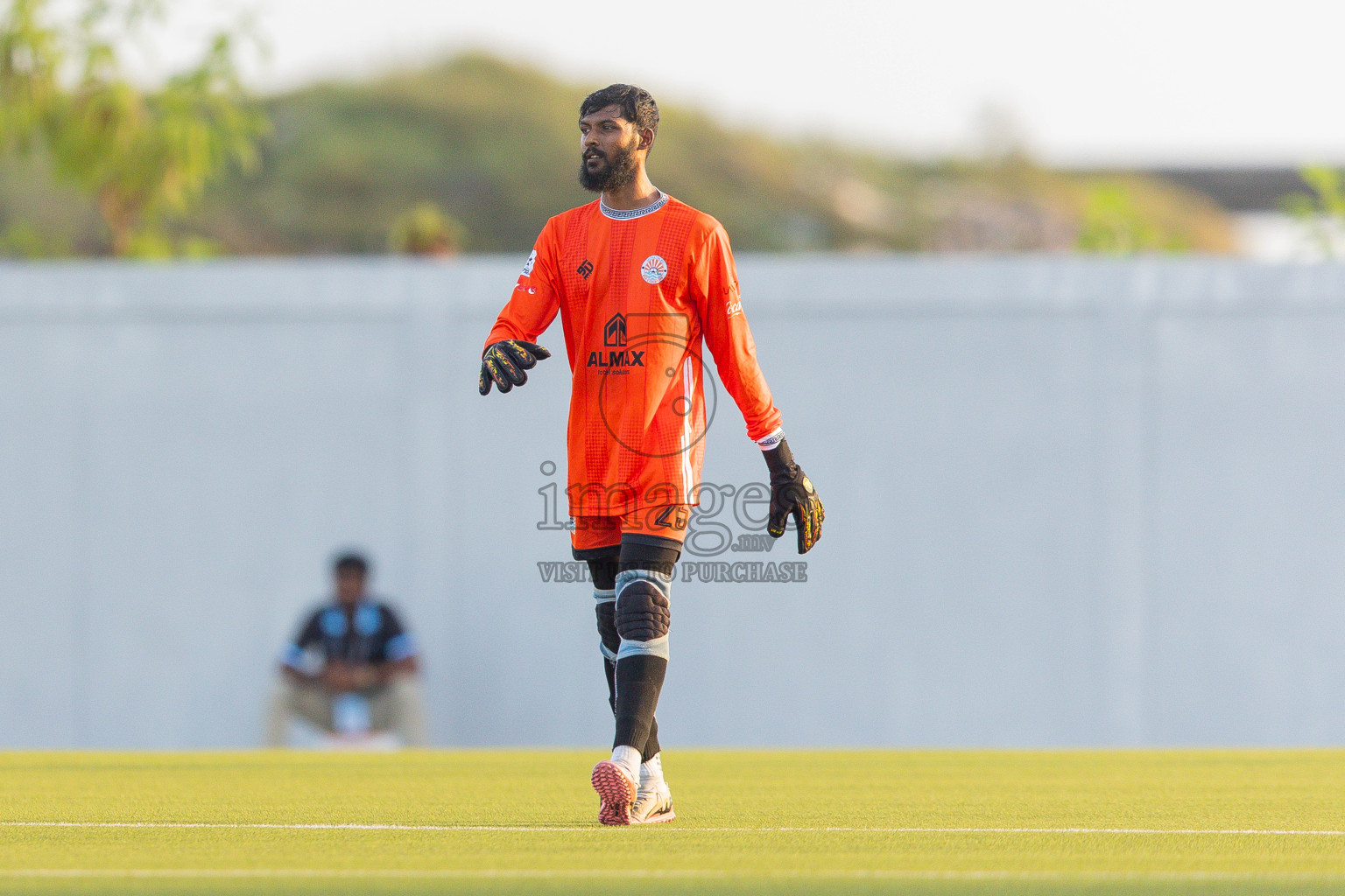 Irumathi FC VS Middle East in Day 5 of Eydhafushi Cup 2025 held in Eydhafushi Football Stadium at B. Eydhafushi, Maldives on Tuesday, 9th September 2025. Photos: Arif Rasheed / images.mv