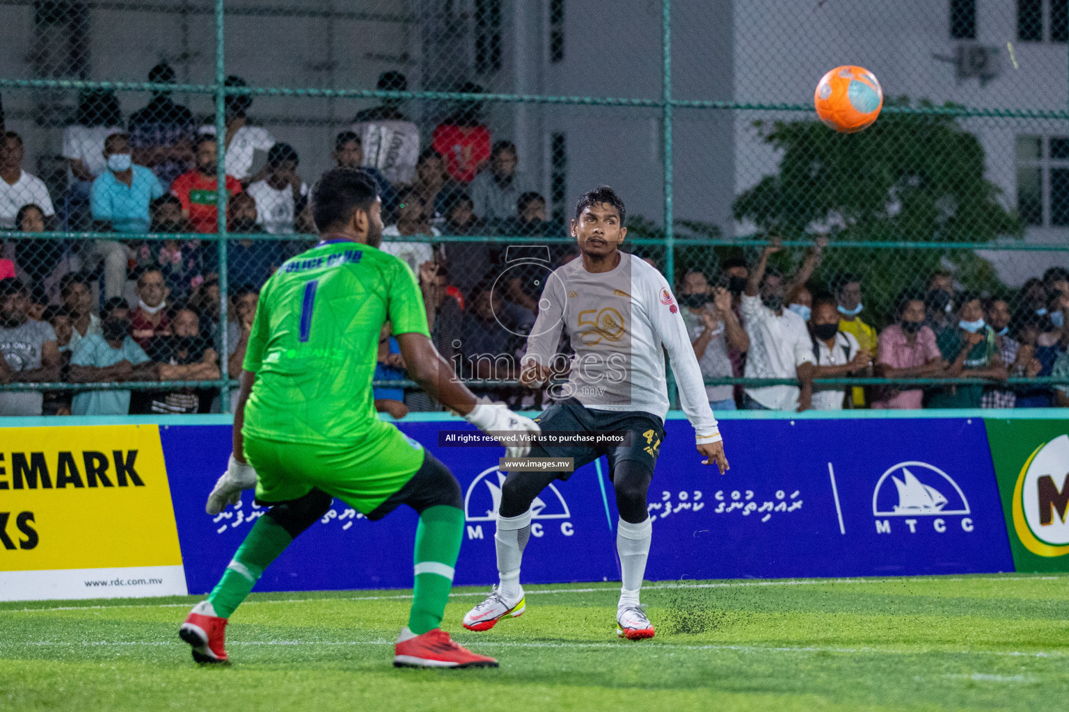 Club Maldives 2021 Round of 16 (Day 1) held at Hulhumale;, on 8th December 2021 Photos: Ismail Thoriq / images.mv