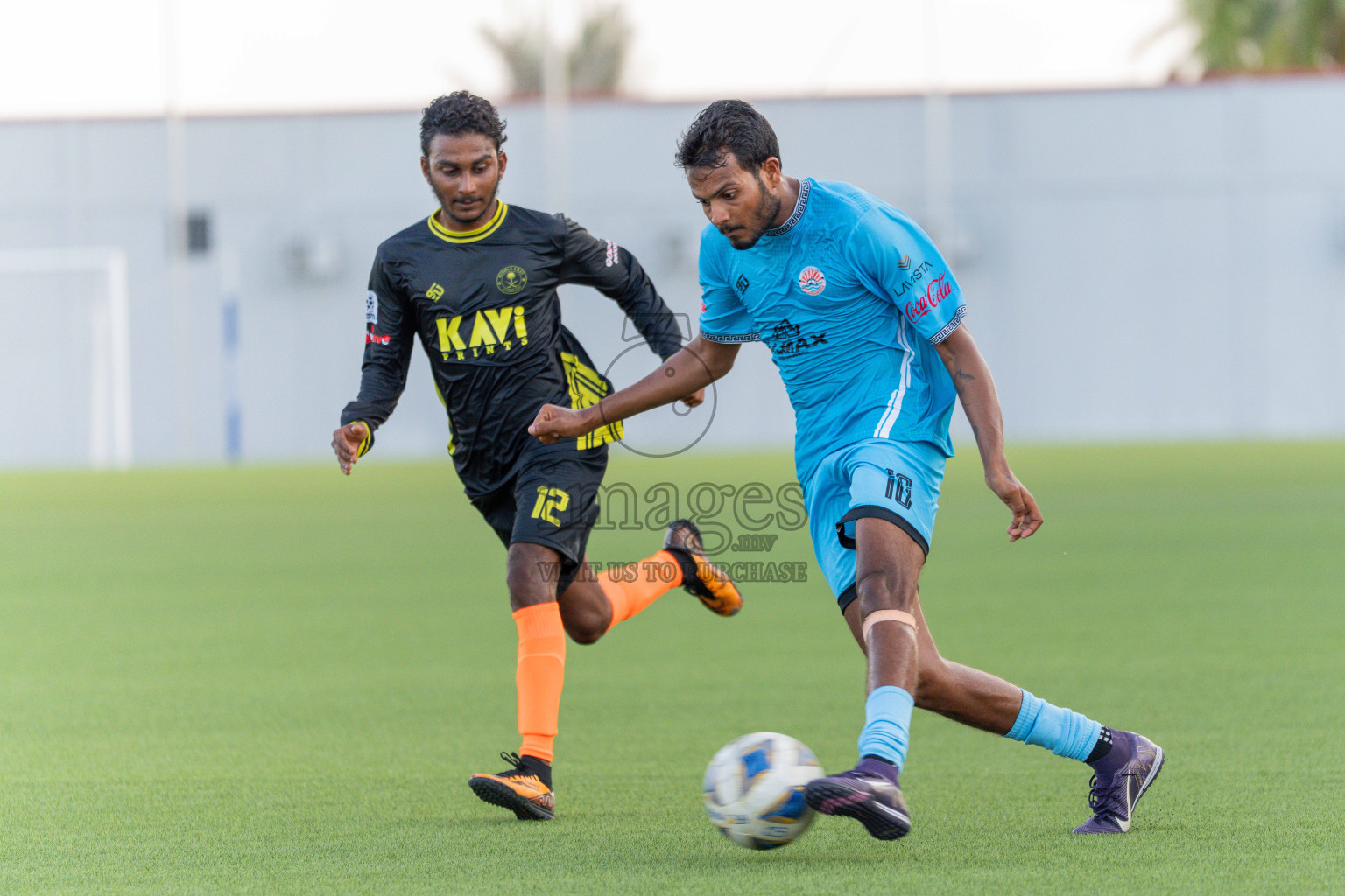 Irumathi FC VS Middle East in Day 5 of Eydhafushi Cup 2025 held in Eydhafushi Football Stadium at B. Eydhafushi, Maldives on Tuesday, 9th September 2025. Photos: Arif Rasheed / images.mv