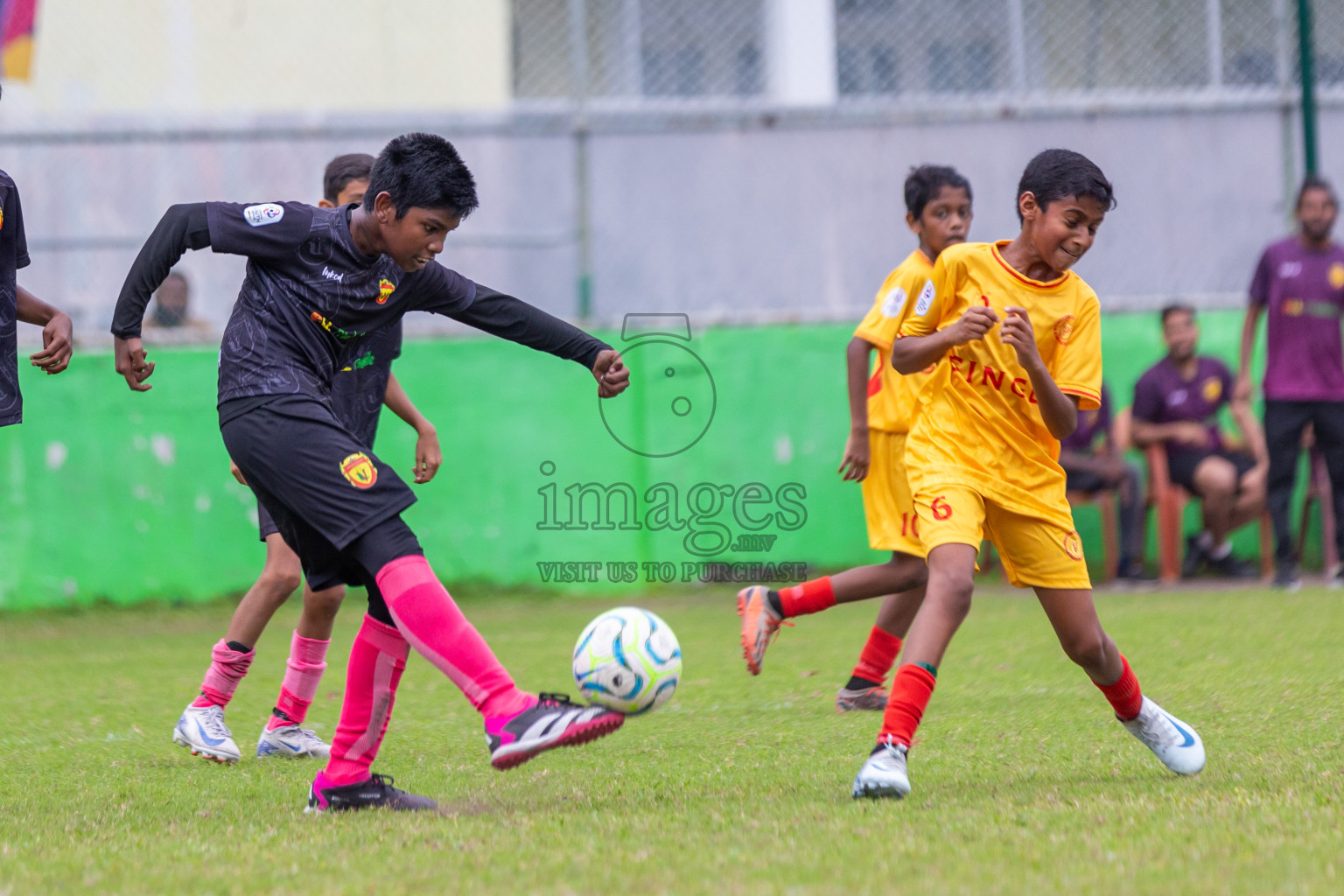 United Victory vs Victory Sports Club  (U12) in Day 5 of Dhivehi Youth League 2024 held at Henveiru Stadium on Friday 29th November 2024. Photos: Shuu Abdul Sattar/ Images.mv