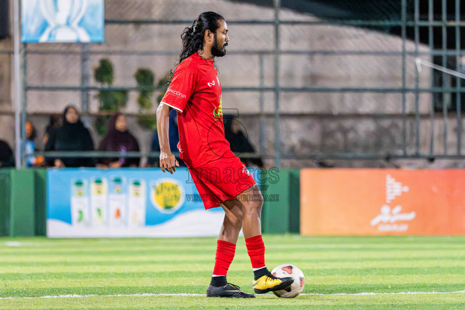 Kanmathi FC VS Maahinne United in Day 4 - Fonadhoo Youth Futsal Challenge 2025 held in Fonadhoo Futsal Stadium, L. Fonadhoo, Maldives on Wednesday, 29th October 2025 Photos: Arif Rasheed / images.mv