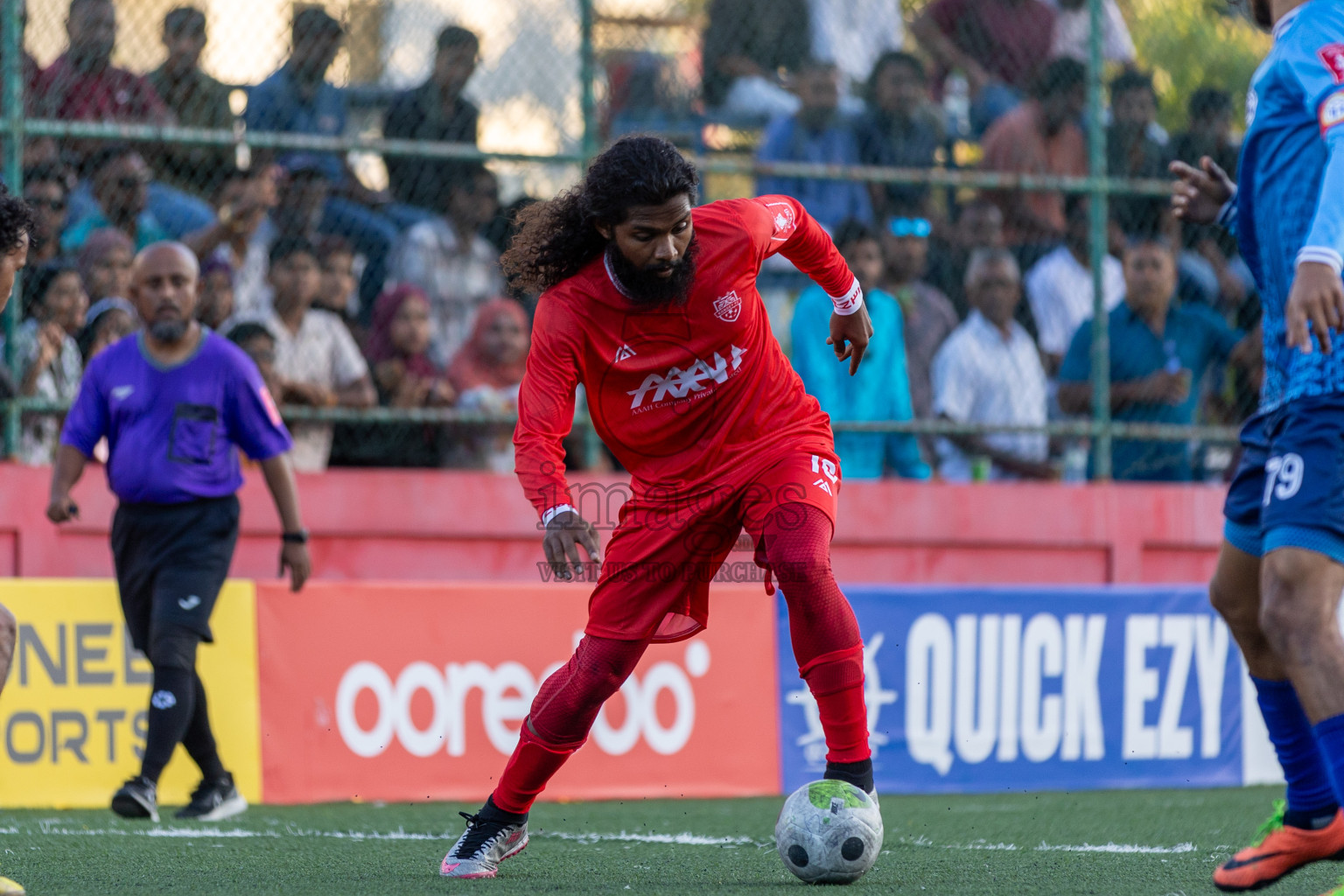 GA Kondey vs GA Gemanafushi in Day 5 of Golden Futsal Challenge 2024 was held on Friday, 19th January 2024, in Hulhumale', Maldives Photos: Mohamed Mahfooz Moosa / images.mv