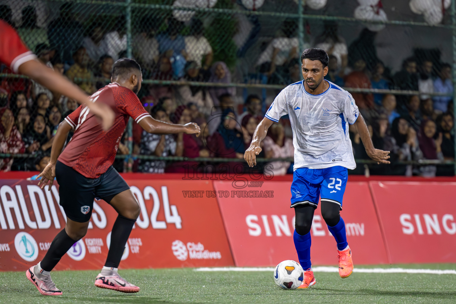 Team Badhahi vs Kulhivaru Vuzaara Club in the Semi-finals of Club Maldives Classic 2024 held in Rehendi Futsal Ground, Hulhumale', Maldives on Thursday, 19th September 2024. Photos: Ismail Thoriq / images.mv