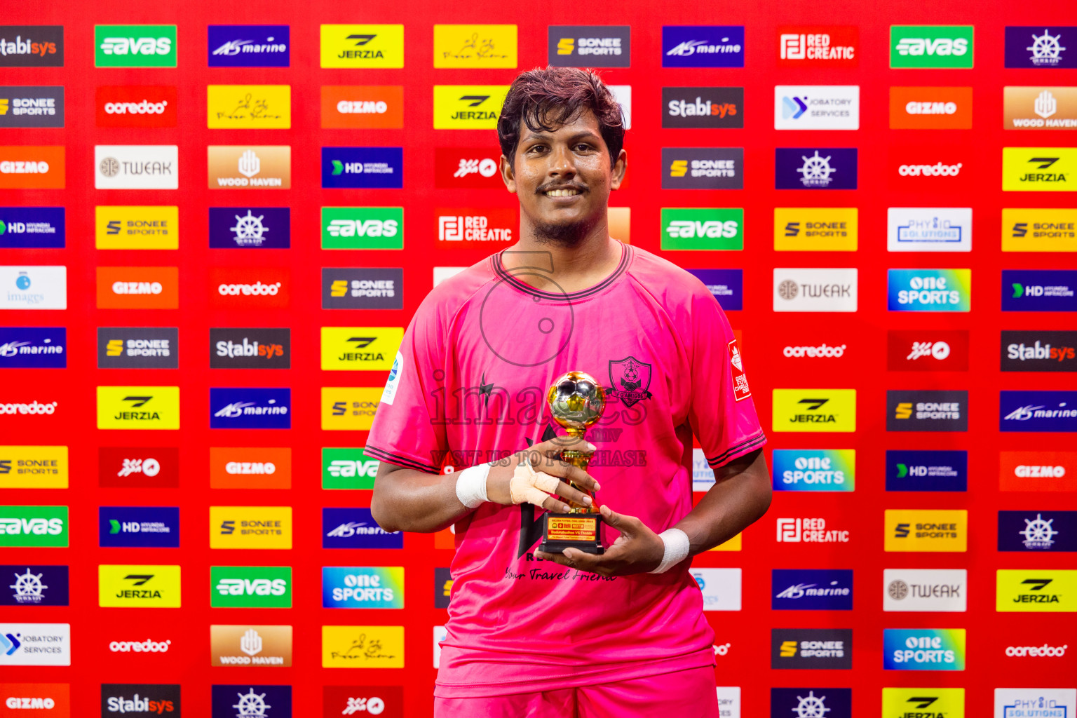 AA Bodufolhudhoo vs AA Thoddoo in Day 15 of Golden Futsal Challenge 2025 was held on Sunday, 19th January 2025, in Hulhumale', Maldives. Photos: Nausham Waheed / images.mv