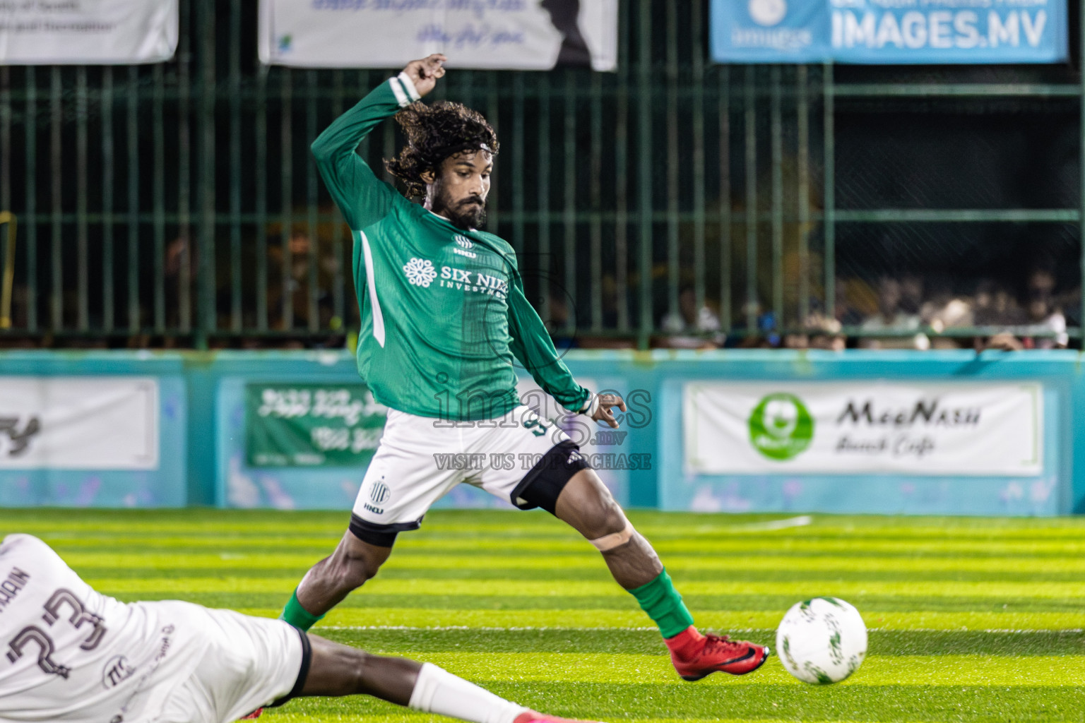 Ifhaams vs Dee Cee Jay SC in Final of Laamehi Dhiggaru Ekuveri Futsal Challenge 2025 was held on Tuesday, 29th July 2025, at Dhiggaru Futsal Ground, Dhiggaru, Maldives Photos: Areef Adam / images.mv