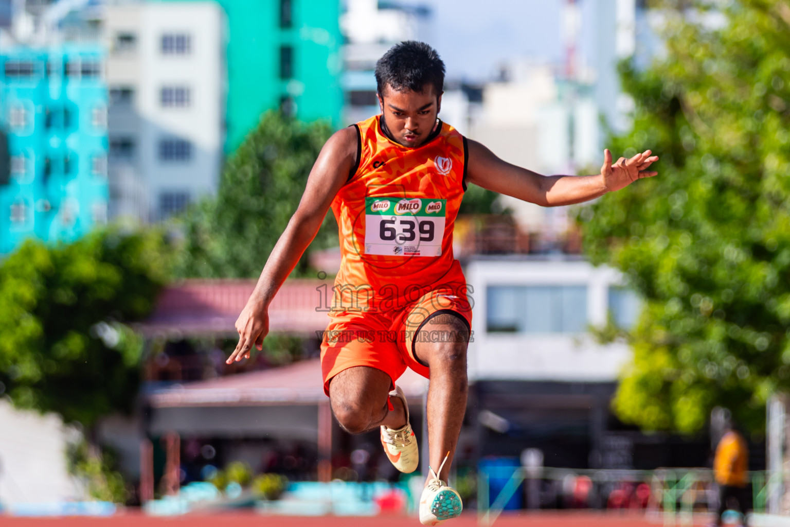 Day 2 of Inter-school Athletics Championship 2025 held in Ekuveni Synthetic Track, Male', Maldives on Tuesday, 07th October 2025. Photos by: Riza / Images.mv