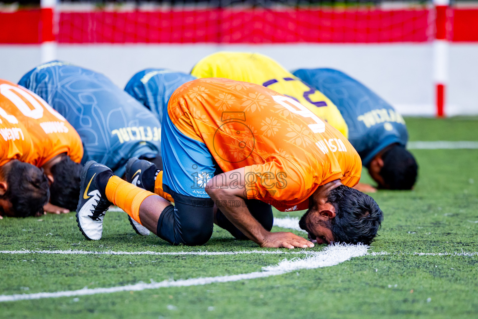 Niyama vs Velavaru in Day 7 of Resort League 2025 (Dhaalu Zone) was held on Thursday, 22nd May 2025 in Niyama Private island, Dhaalu Atoll, Maldives. Photos: Nausham Waheed / images.mv