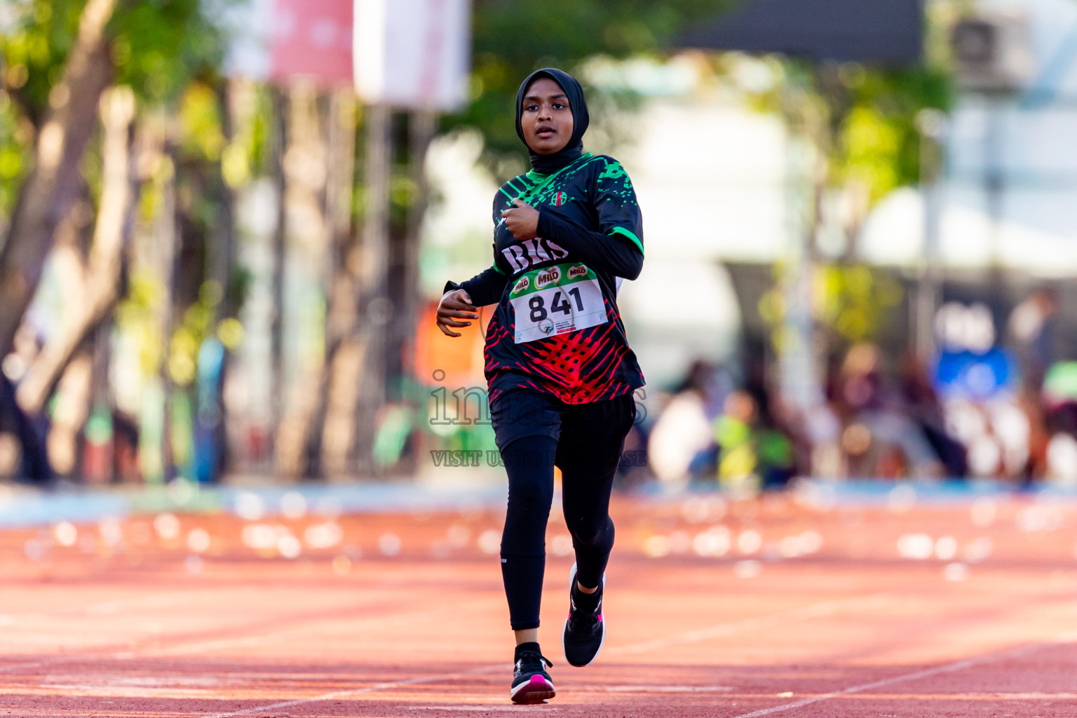 Day 1 of Inter-school Athletics Championship 2025 held in Ekuveni Synthetic Track, Male', Maldives on Monday, 06th October 2025. Photos by: Nausham Waheed / Images.mv