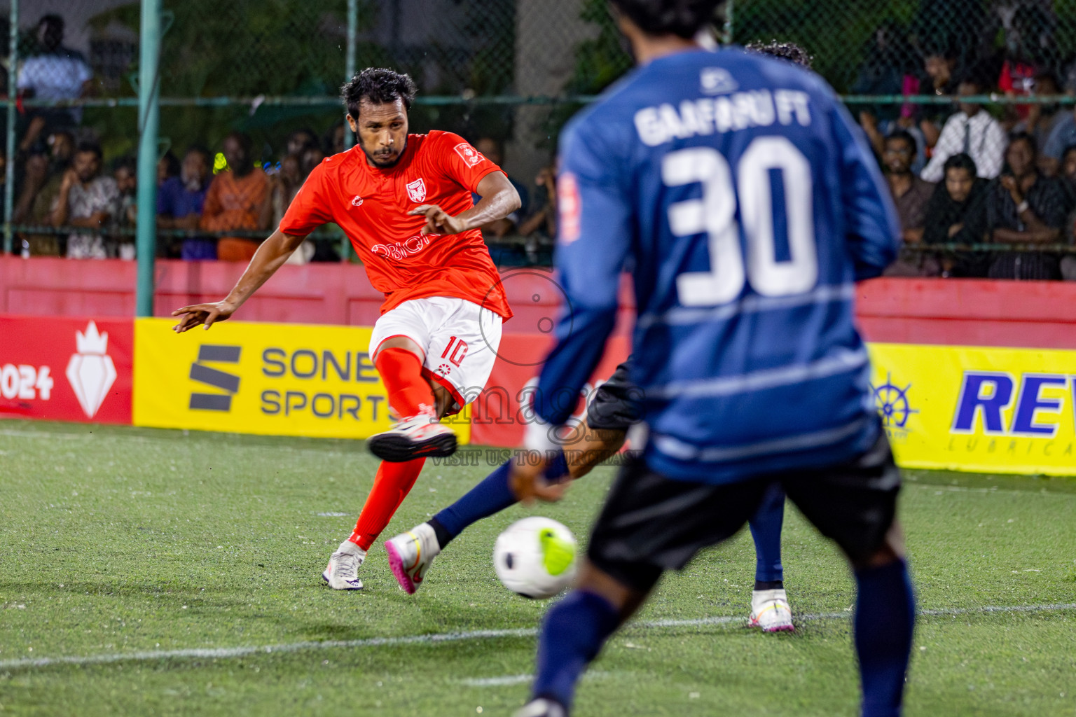 K. Gaafaru VS B. Eydhafushi on Day 36 of Golden Futsal Challenge 2024 was held on Wednesday, 21st February 2024, in Hulhumale', Maldives 
Photos: Hassan Simah/ images.mv