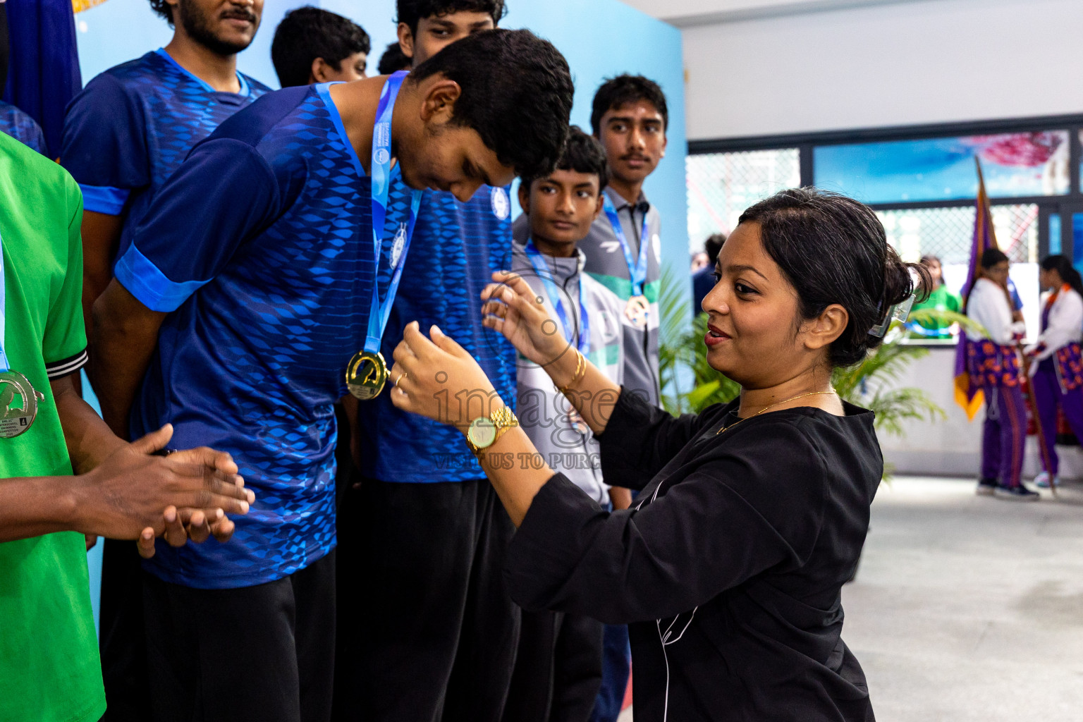 Closing Ceremony of BML 21st Interschool Swimming Competition 2025 .was held in Hulhumale' Swimming Pool, Hulhumale', Maldives on Saturday, 18th October 2025. 
Photos: Hassan Simah / images.mv