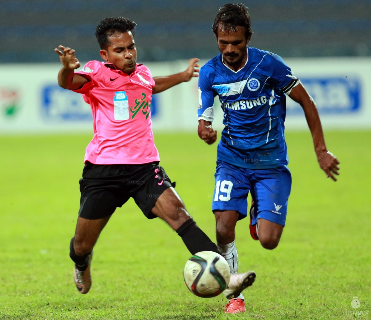 New Radiant Sports Club vs United Victory in the second round of Ooredoo Dhivehi Premiere League. Thursday, 21 July 2016. (Images.mv Photo: Abdulla Abeedh)