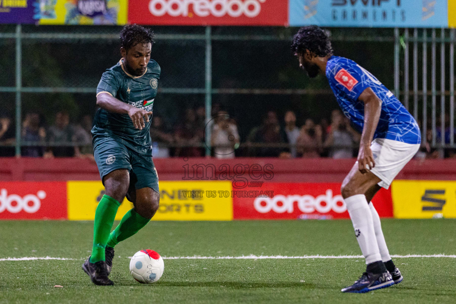 HDh Neykurendhoo vs HDh Naivaadhoo in Golden Futsal Challenge 2024 was held on Tuesday, 16th January 2024, in Hulhumale', Maldives
Photos: Ismail Thoriq / images.mv