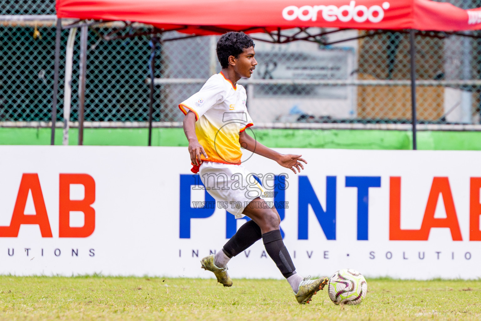 Club Eagles vs United Victory (U14) in Day 11 of Dhivehi Youth League 2024 held at Henveiru Stadium on Tuesday, 17th December 2024. Photos: Nausham Waheed / Images.mv