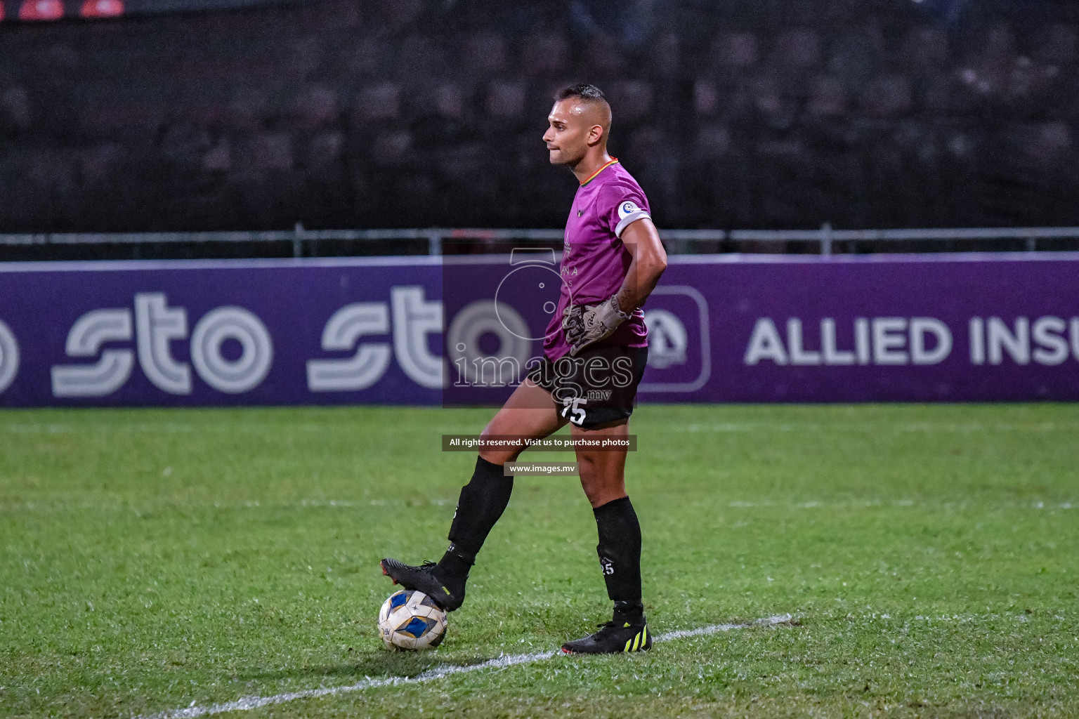 Da Grande vs Buru Sports Club in Dhivehi Premier League Qualification 22 on 27th Aug 2022, held in National Football Stadium, Male', Maldives Photos: Nausham Waheed / Images.mv