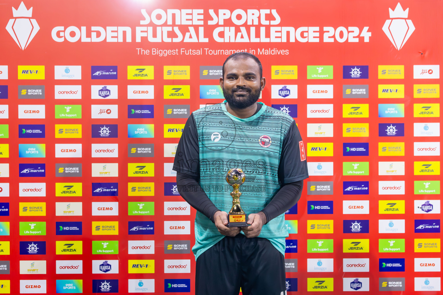 Th Omadhoo vs L Isdhoo on Day 37 of Golden Futsal Challenge 2024 was held on Thursday, 22nd February 2024, in Hulhumale', Maldives
Photos: Ismail Thoriq / images.mv