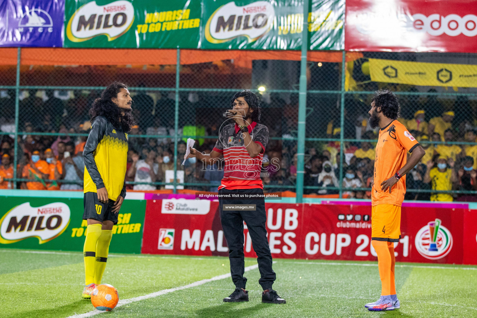 RRC Vs FSM in the Semi Finals of Club Maldives 2021 held in Hulhumale, Maldives on 19 December 2021. Photos: Ismail Thoriq / images.mv