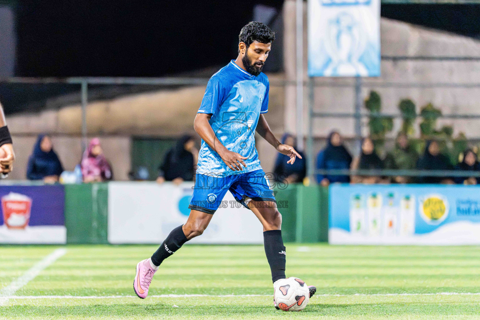 Kanmathi SC VS Kanmathi FC in Day 5 - Fonadhoo Youth Futsal Challenge 2025 held in Fonadhoo Futsal Stadium, L. Fonadhoo, Maldives on Thursday, 30th October 2025 Photos: Arif Rasheed / images.mv