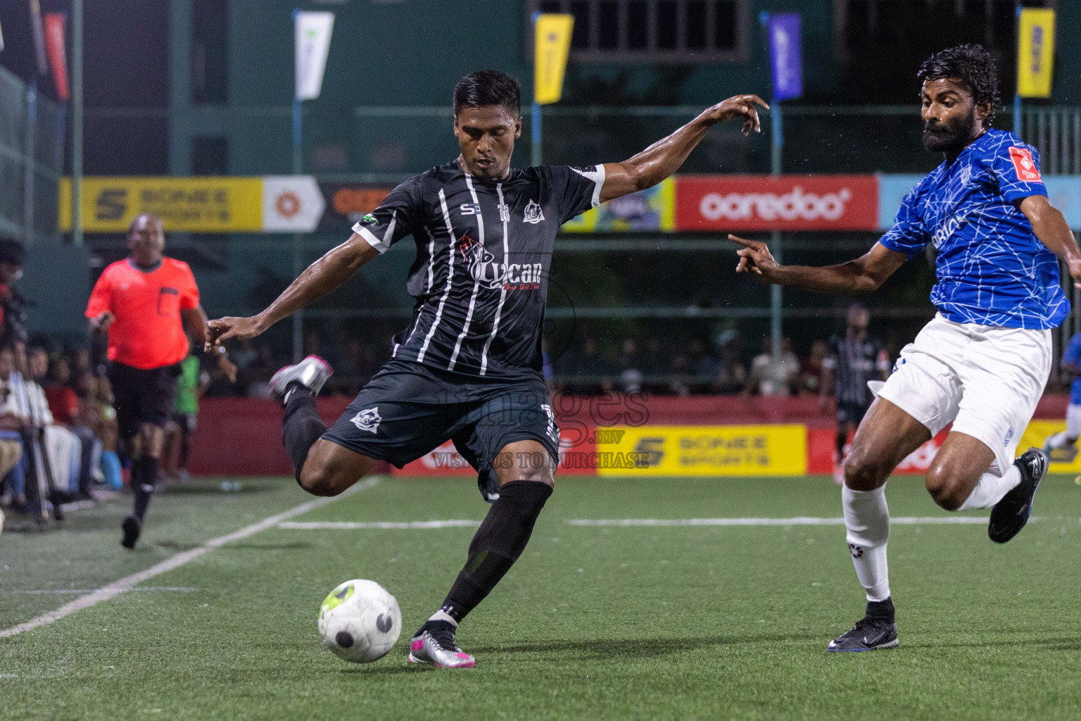 HDh Nolhivaranfaru vs HDh Naivaadhoo in Day 10 of Golden Futsal Challenge 2024 was held on Tuesday, 23rd January 2024, in Hulhumale', Maldives Photos: Nausham Waheed / images.mv