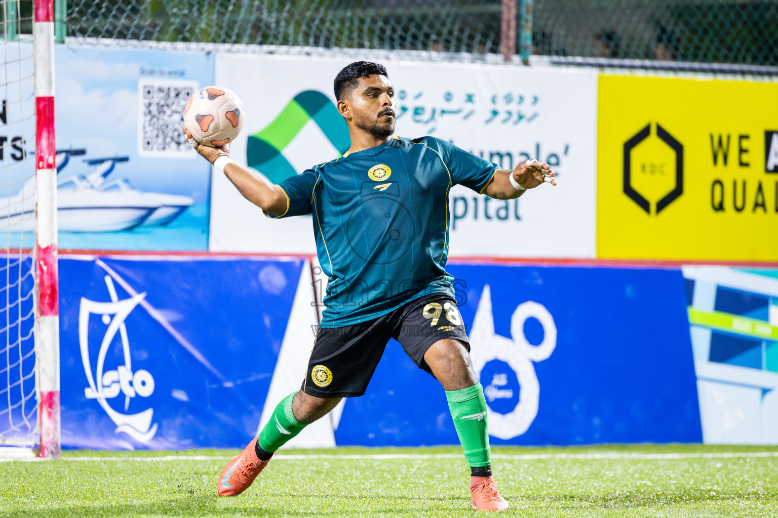 Maldivian (MSRC) vs Prison Club in Day 5 of Club Maldives Cup 2025 was held in Rehendhi Futsal Ground, Hulhumale', Maldives on Friday, 3rd October 2025.
Photos: Ismail Thoriq / images.mv