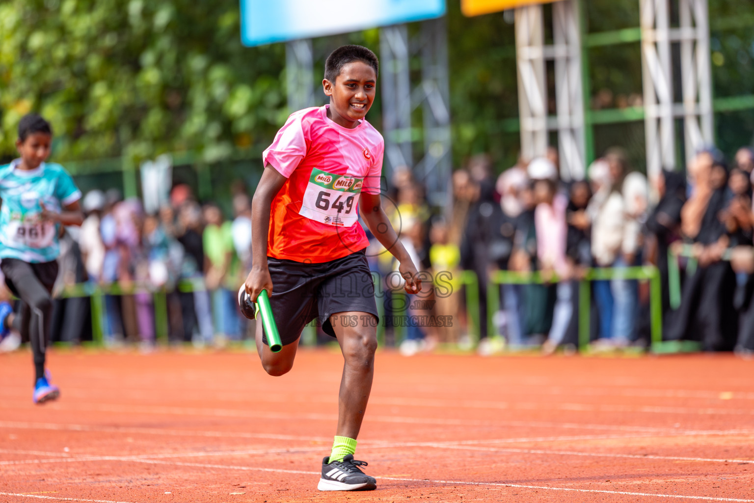Day 6 of Inter-school Athletics Championship 2025 held in Ekuveni Synthetic Track, Male', Maldives on Sunday, 12th October 2025. Photos by: Ismail Thoriq / Images.mv