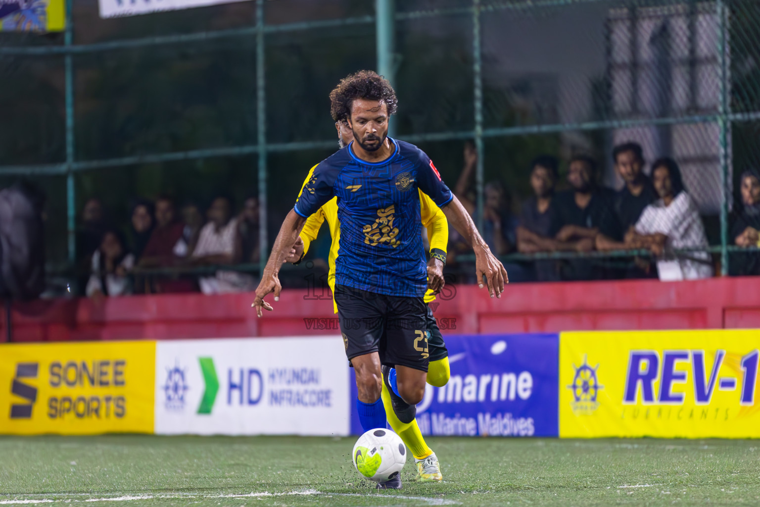 M Dhiggaru vs M Kolhufushi in Day 22 of Golden Futsal Challenge 2024 was held on Monday , 5th February 2024 in Hulhumale', Maldives
Photos: Ismail Thoriq / images.mv