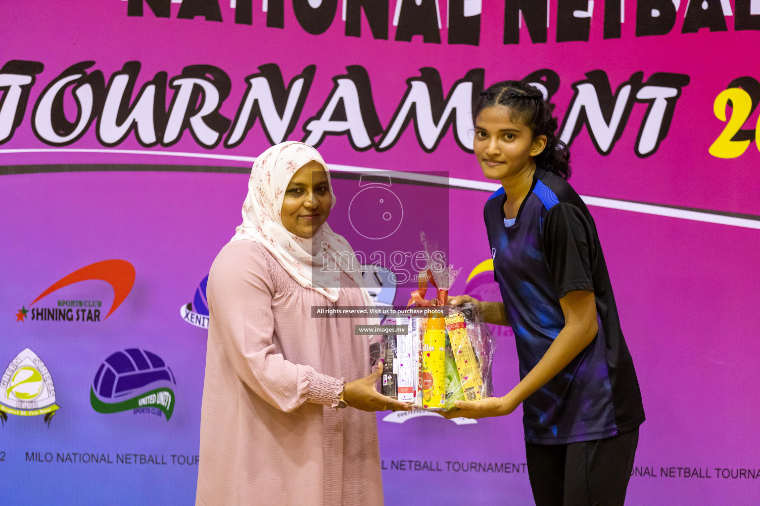 Lorenzo Sports Club vs Youth United Sports Club in the Milo National Netball Tournament 2022 on 20 July 2022, held in Social Center, Male', Maldives. Photographer: Hassan Simah / Images.mv