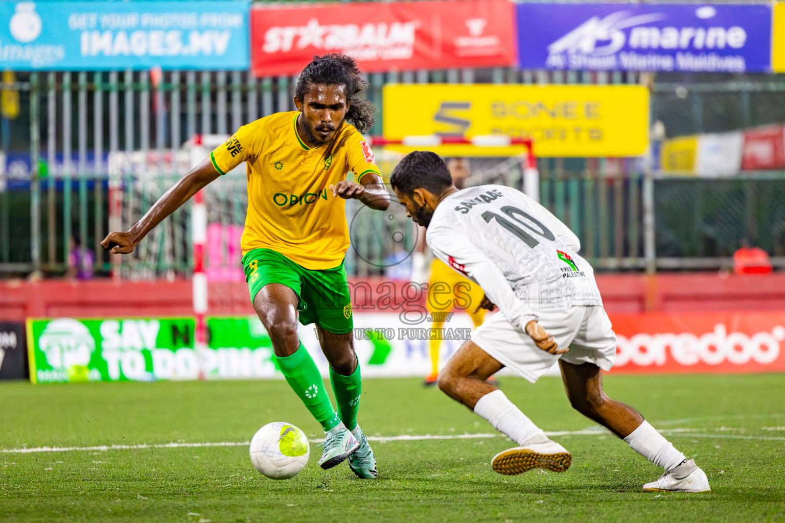 GA Gemanafushi vs GDh Vaadhoo on Day 35 of Golden Futsal Challenge 2024 was held on Tuesday, 20th February 2024, in Hulhumale', Maldives
Photos: Mohamed Mahfooz Moosa, / images.mv