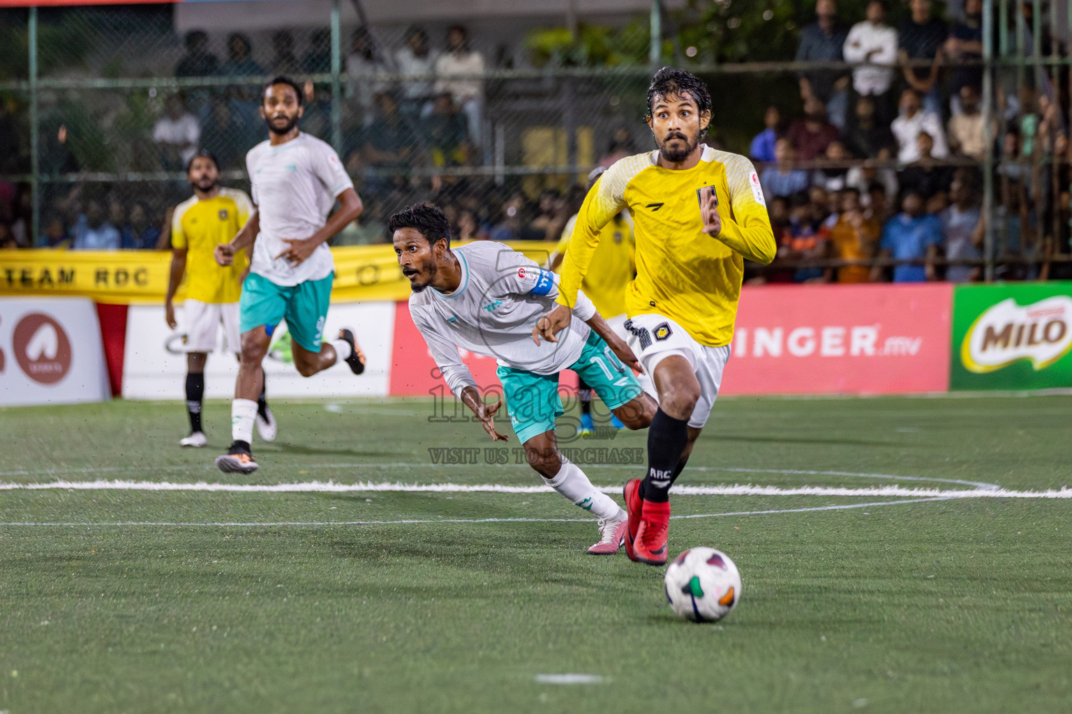 RRC vs MPL in the Semi Finals of Club Maldives Cup 2024 held in Rehendi Futsal Ground, Hulhumale', Maldives on Monday, 14th October 2024. Photos: Hassan Simah / images.mv