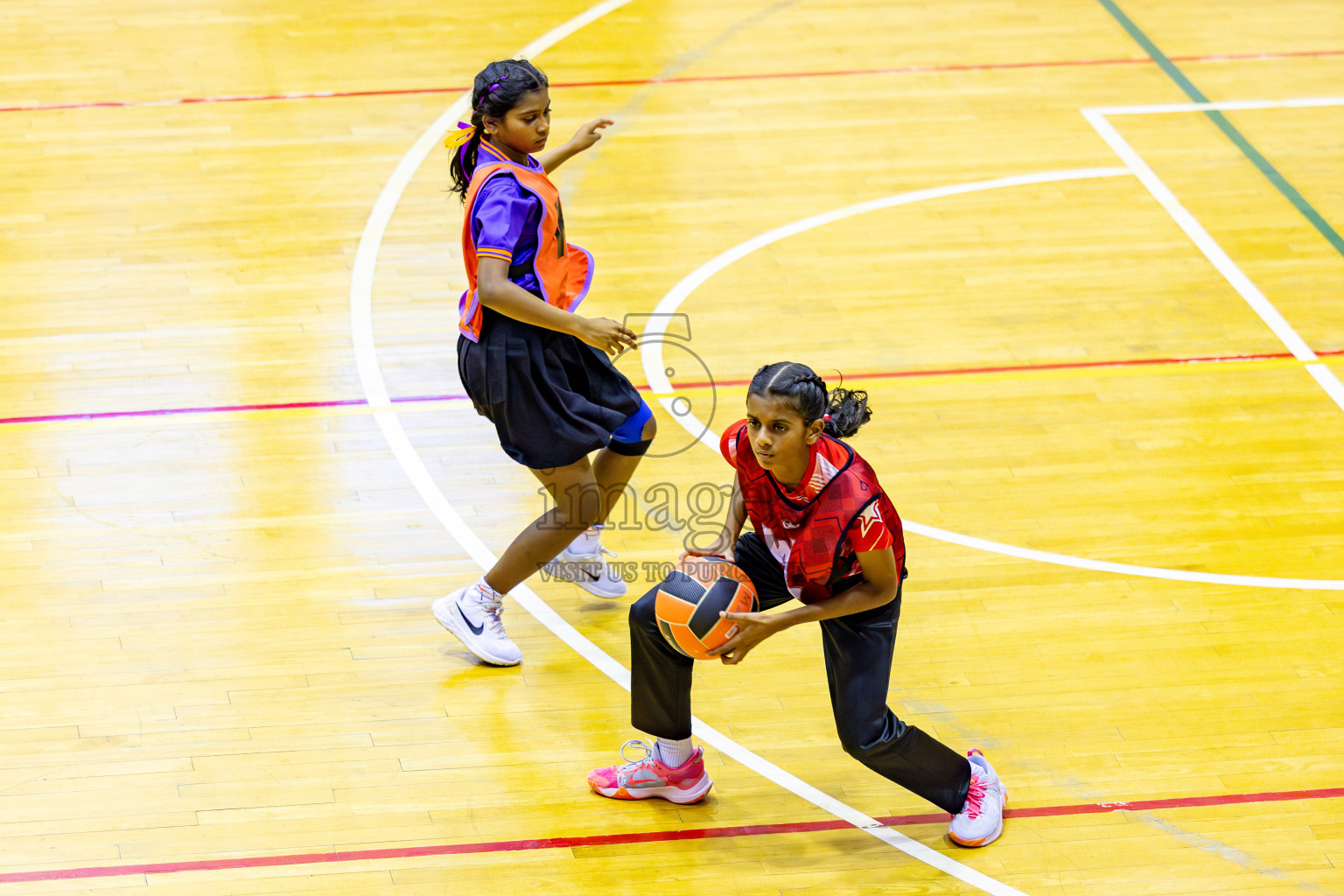 Iskandhar School vs Ghiyasuddin International School in the U15 Finals of Inter-school Netball Tournament held in Social Center at Male', Maldives on Monday, 26th August 2024. Photos: Hassan Simah / images.mv