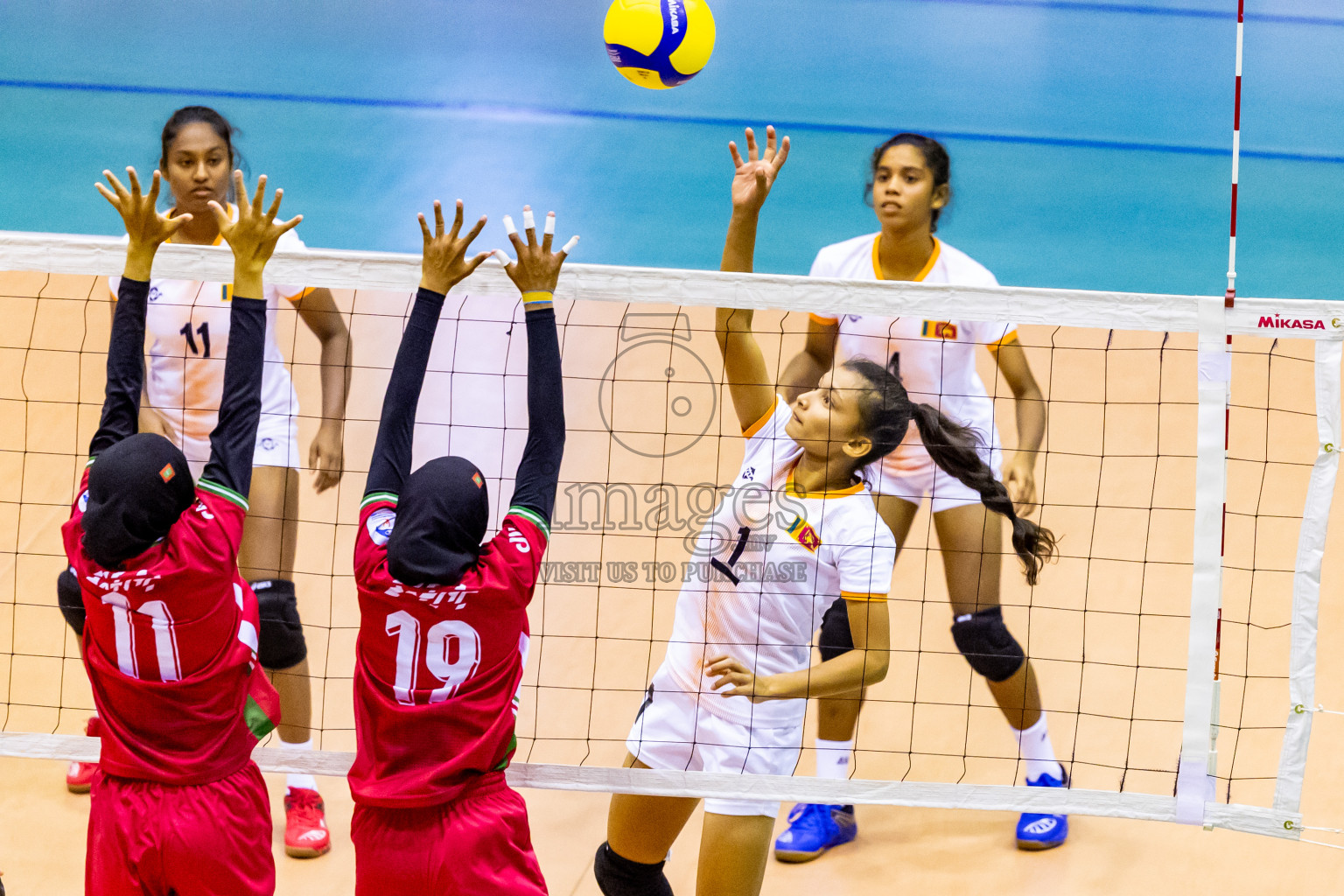 Sri Lanka vs Maldives in Semi Final of CAVA U20 Woman's Volleyball Championship 2024 was held in Social Center, Male', Maldives on 22nd July 2024. Photos: Nausham Waheed / images.mv