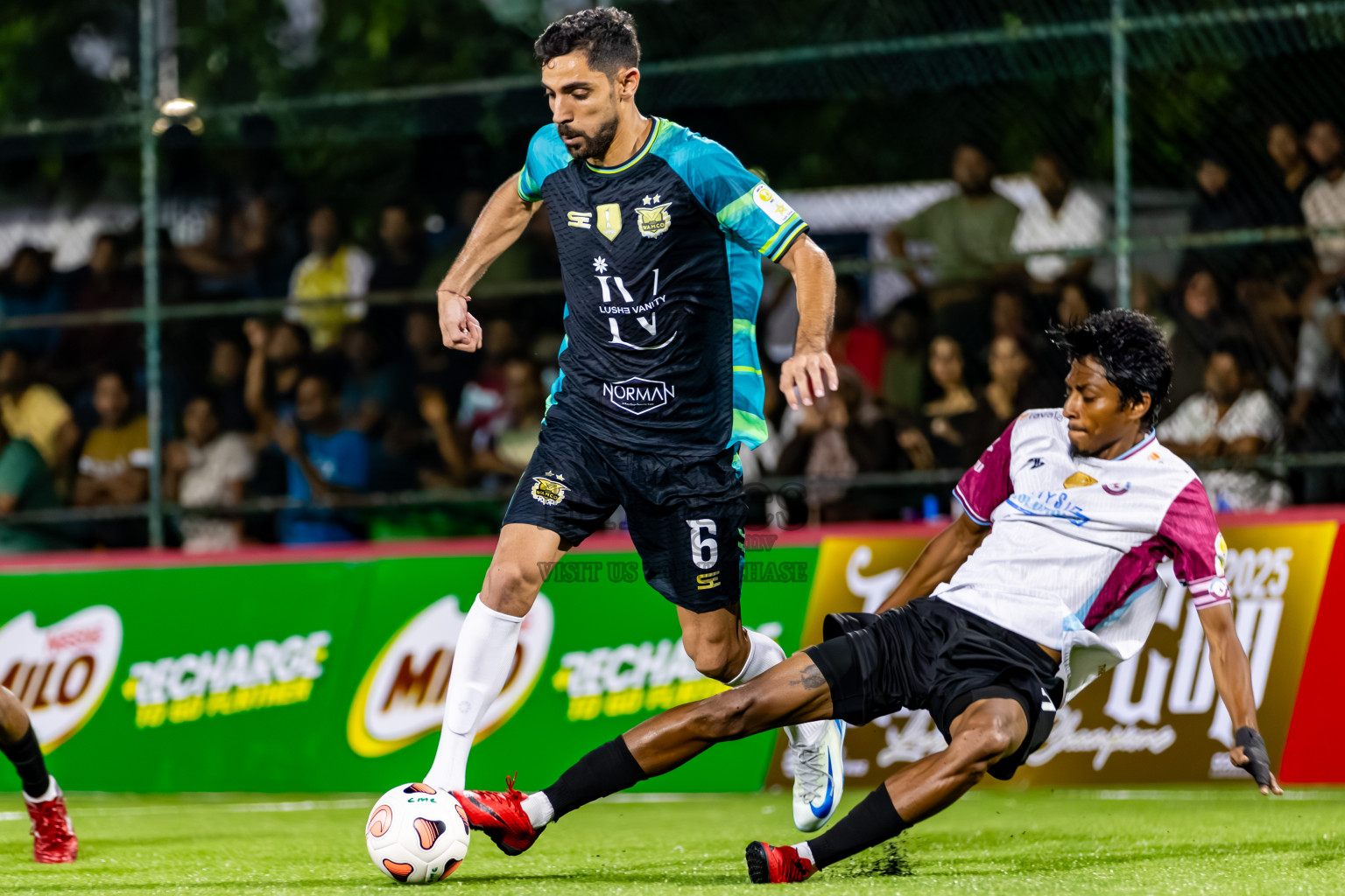 Kulhivaru Vuzaara Club vs Club Wamco in Day 1 of Kings Cup of Club Maldives Cup 2025 held in Rehendi Futsal Ground, Hulhumale', Maldives on Saturday, 30th August 2025. Photos: Yasna Ahmed / images.mv