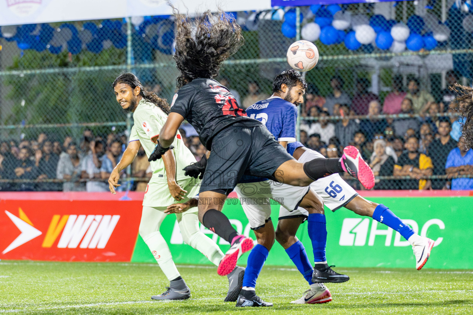 RRC vs MACL in the Quarter Finals of Club Maldives Cup 2025 was held in Rehendhi Futsal Ground, Hulhumale', Maldives on Friday, 17th October 2025. 
Photos: Ismail Thoriq, Hassan Simah / images.mv