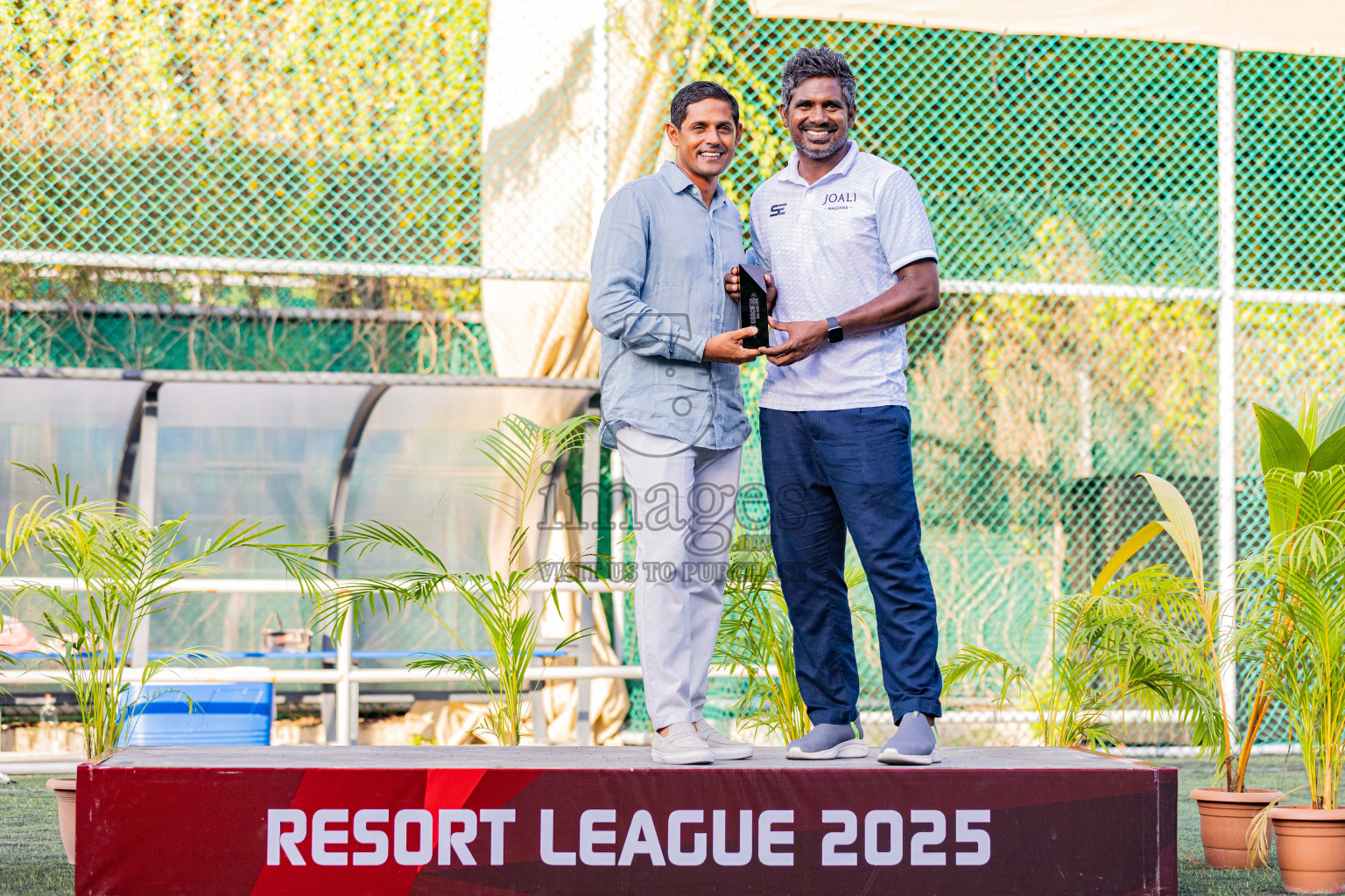 Resort League 2025 Raa Zone - Final Match
Joali vs kothaifaru in Resort League 2025 (Raa Zone) was held on Thursday, 21th august 2025 in JOALI Maldives Resort, Raa Atoll, Maldives. Photos: Areef Adam / images.mv