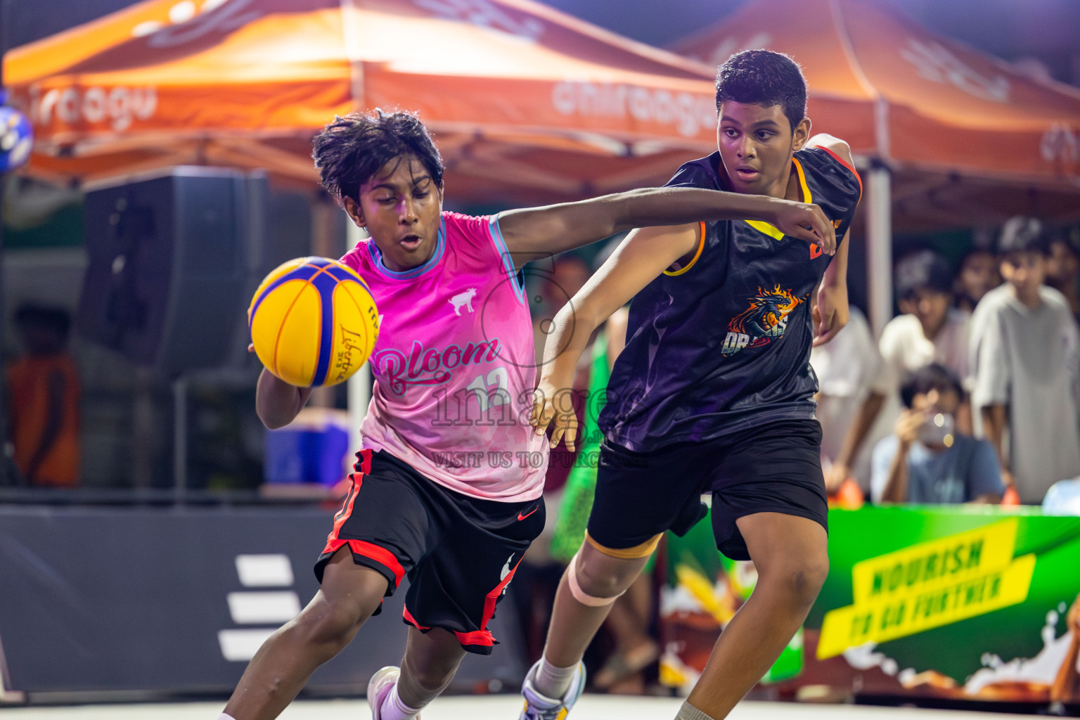 Day 4 of MILO Ramadan 3x3 Challenge 2024 was held in Ekuveni Outdoor Basketball Court at Male', Maldives on Friday, 15th March 2024.
Photos: Mohamed Mahfooz Moosa / images.mv